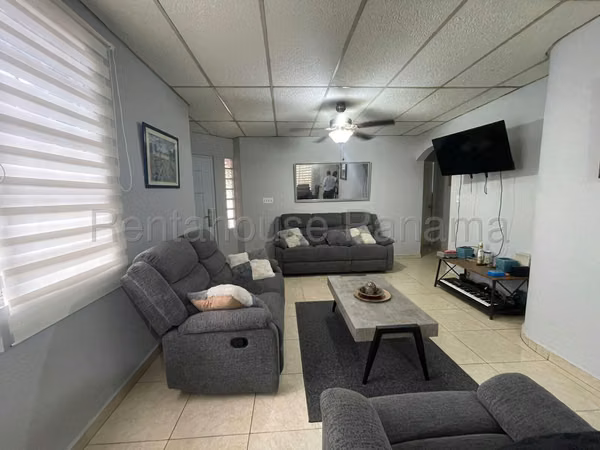 House for Sale in Villa Lucre Villa Lucre Direct Client Only MC