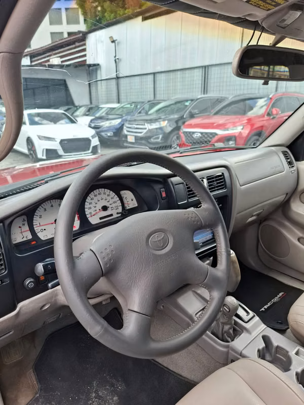 TOYOTA TACOMA 2002