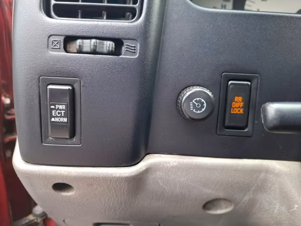 TOYOTA TACOMA 2002
