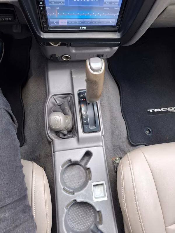 TOYOTA TACOMA 2002