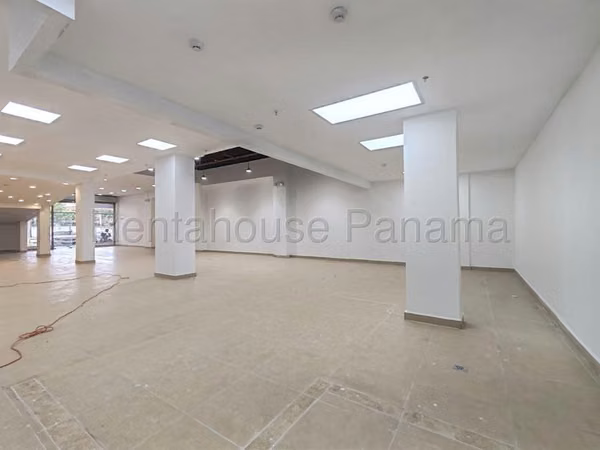 Alquiler de local comercial en Plaza 507 27MVCH200