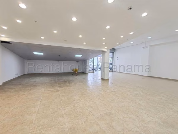 Alquiler de local comercial en Plaza 507 27MVCH200