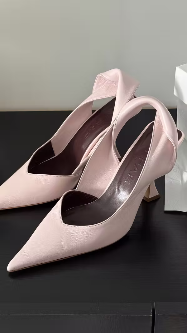 Zapatos BY FAR (talla 39), nuevos