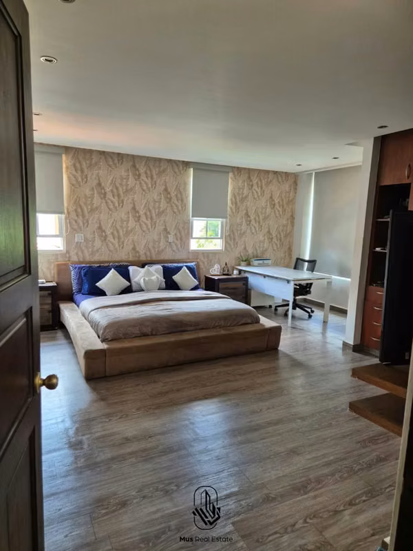 Luxury Home for Sale – PH Villa Valencia, Costa Sur - SG