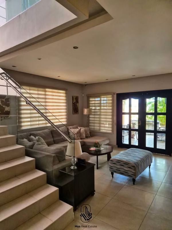 Luxury Home for Sale – PH Villa Valencia, Costa Sur - SG