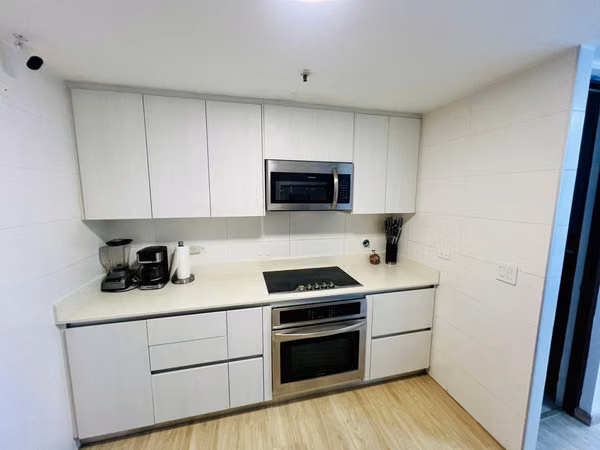 SALE OF APARTMENT ON EAST COAST, ELEVATION TOWER ABN