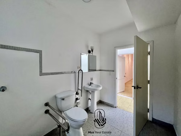 Commercial Property for Sale in San Francisco - SG