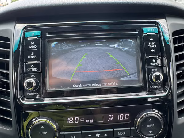 MITSUBISHI MONTERO 2020
