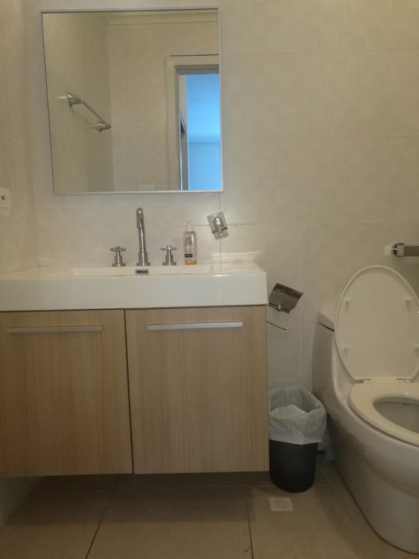 CENTRICO Y ACOGEDOR  APARTAMENTO CON VISTA AL MAR