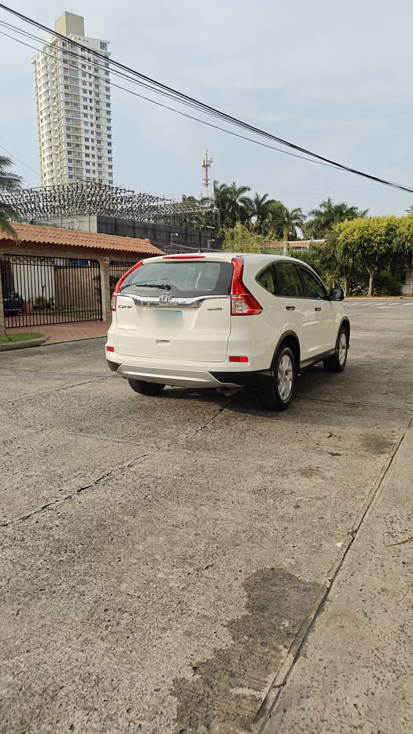 Honda CR-V 2015 Semi full