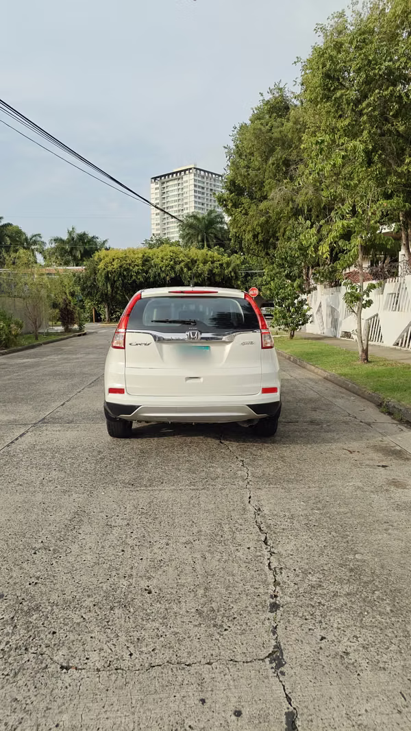 Honda CR-V 2015 Semi full