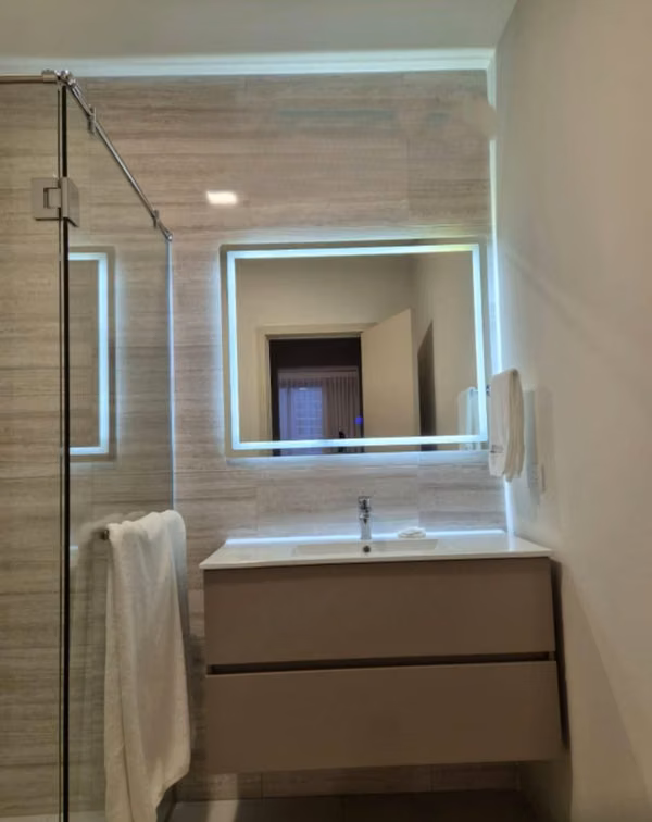 Sale of Costa Del Este Apartment. PH Arcadia. PV