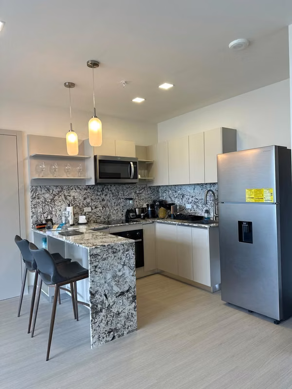 RENTAL APARTMENT FURNISHED PH ARCADIA
