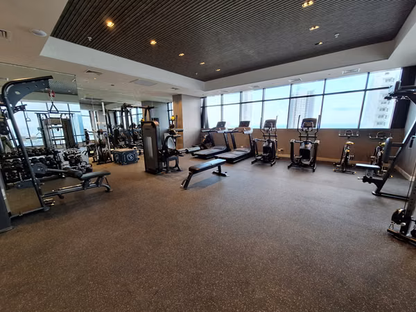 RENTAL APARTMENT FURNISHED PH ARCADIA