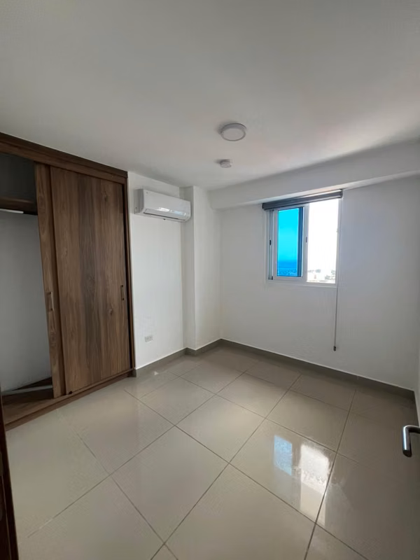 RENTAL APARTMENT IN RIVER DOWN