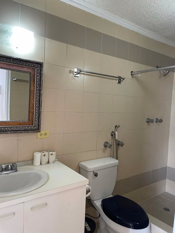 Apartment 1 hab - 124; Furnished - 124; Multicentre - 124; Sea view