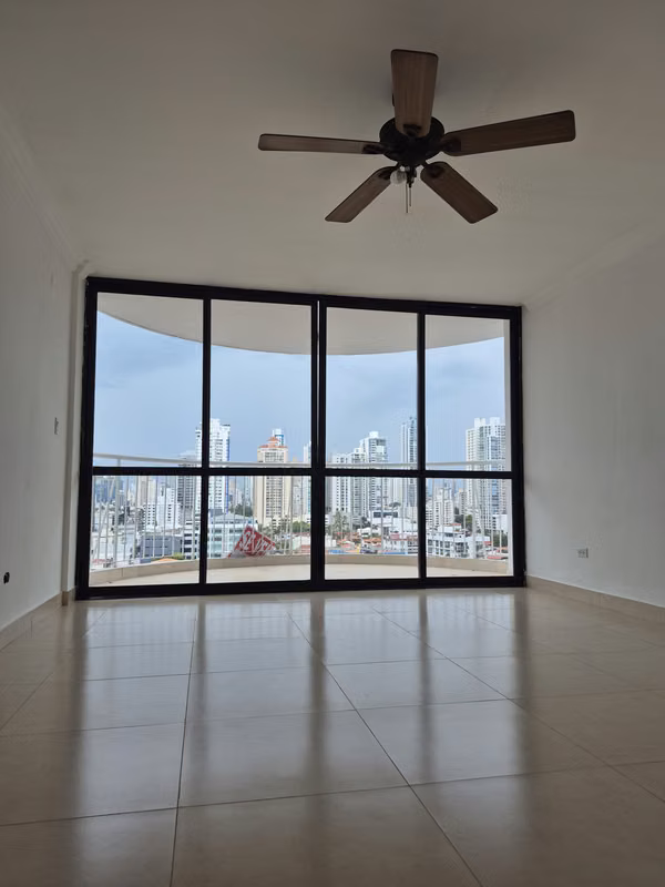 Selling large renovated apartment in San Francisco / Coco del Mar