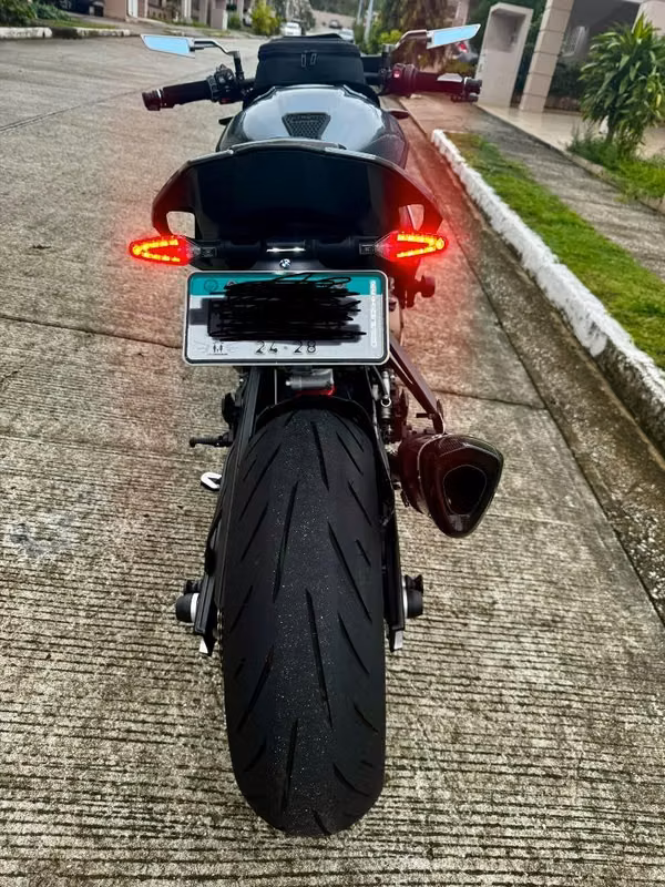 2024 BMW S1000R