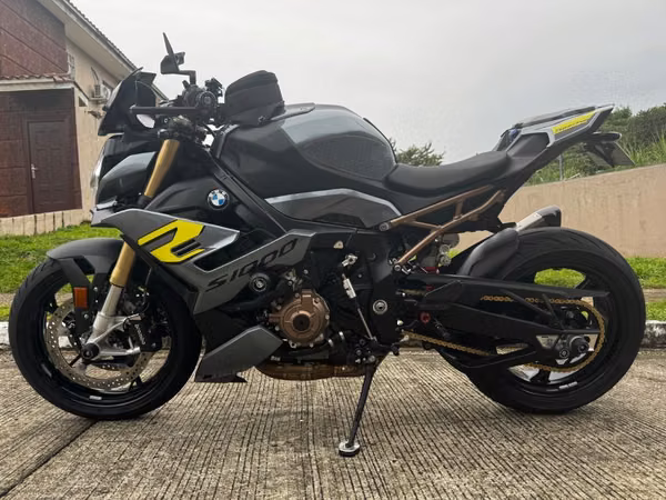 2024 BMW S1000R