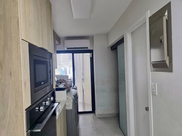 SOLD APARTMENT IN GOLDEN SQUARE