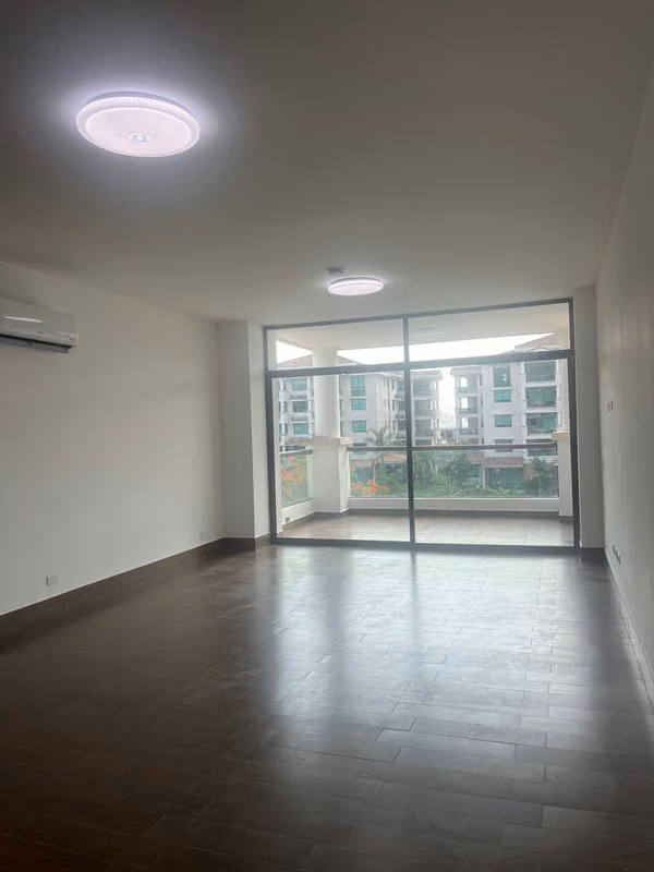 For Rent Apt in Costa Sur