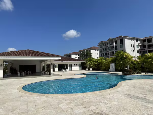 For Rent Apt in Costa Sur