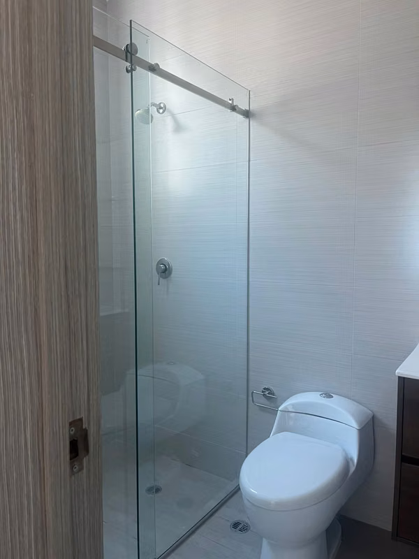 For Rent Apt in Costa Sur