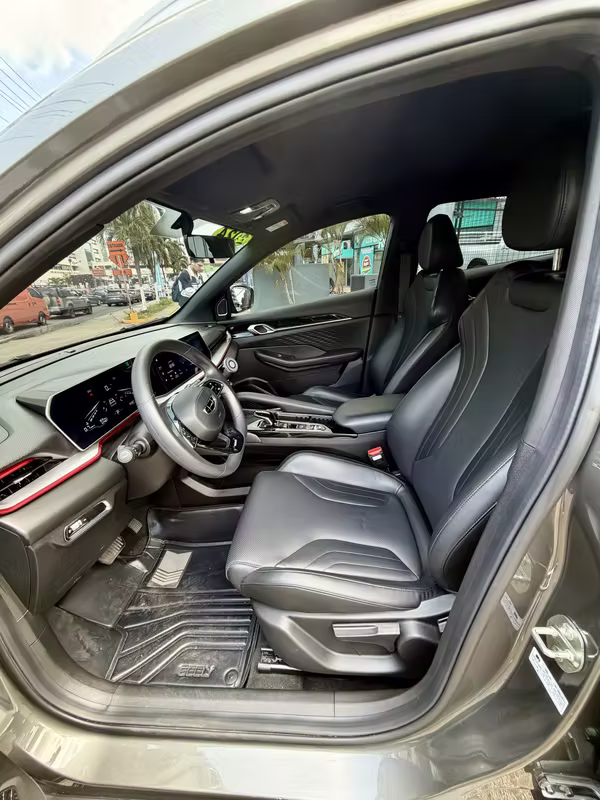 GEELY COOLRAY S 2024 CON SOLO 6,000 KMS