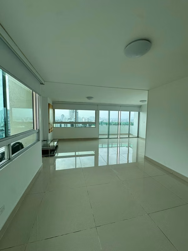 Venta de céntrico apartamento dúplex en Terrawind, Torre 1000 – San Francisco