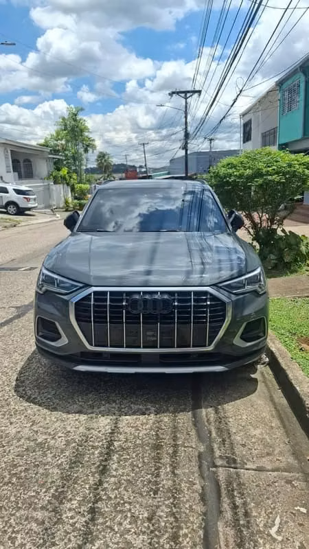 Audi Q3 Del 2019 BUEN ESTADO