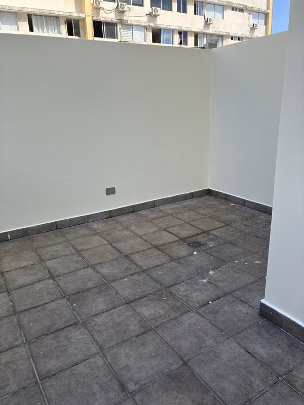 SE ALQUILAN APARTAMENTOS EN PARQUE LEFEVRE