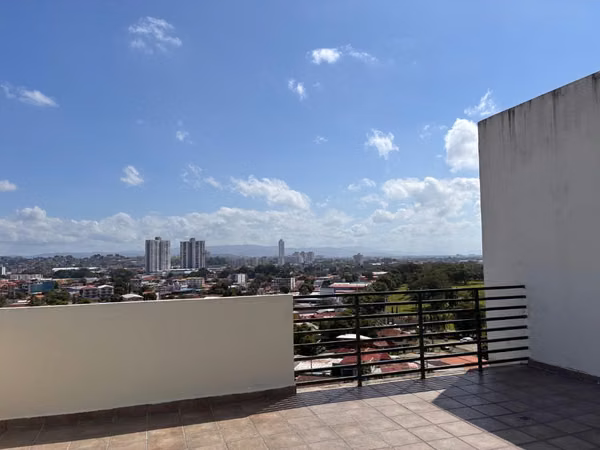 SE ALQUILAN APARTAMENTOS EN PARQUE LEFEVRE