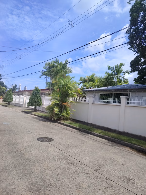 Se vende propiedad en Altos del Romeral
