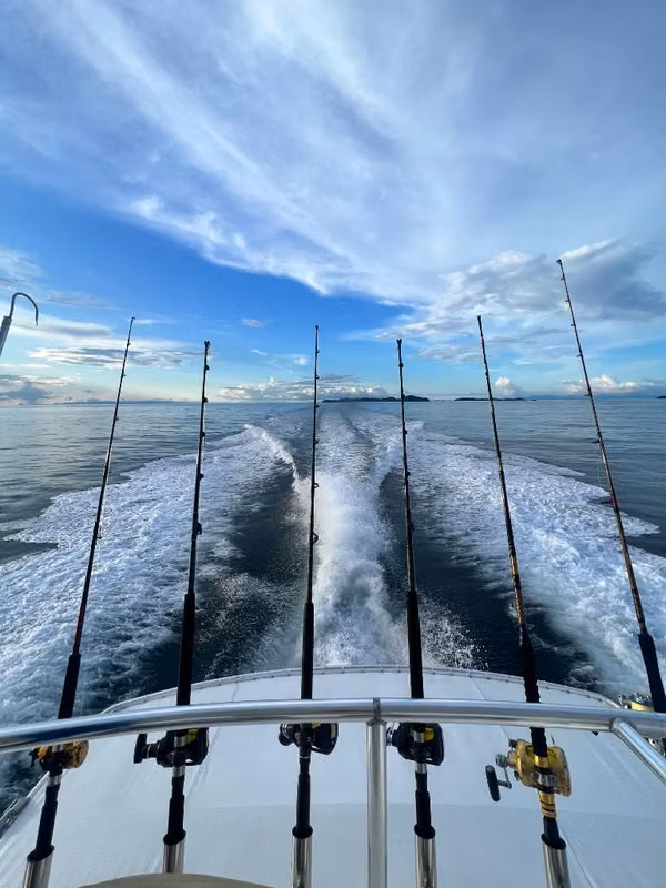 Riviera 48 Flybridge