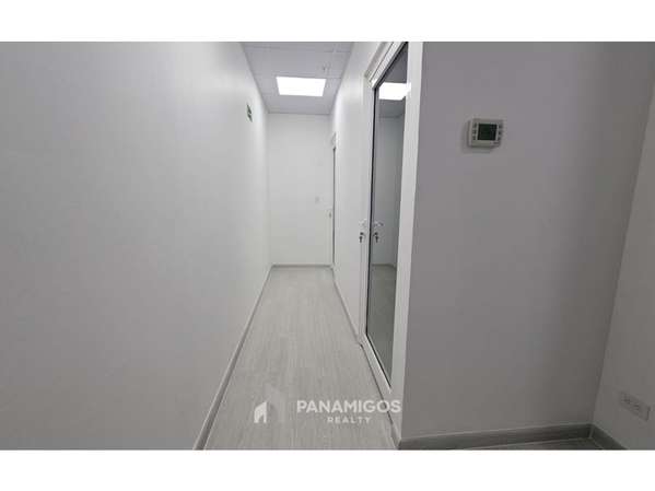 Oficina en venta en Town Center - Torre Palmeras