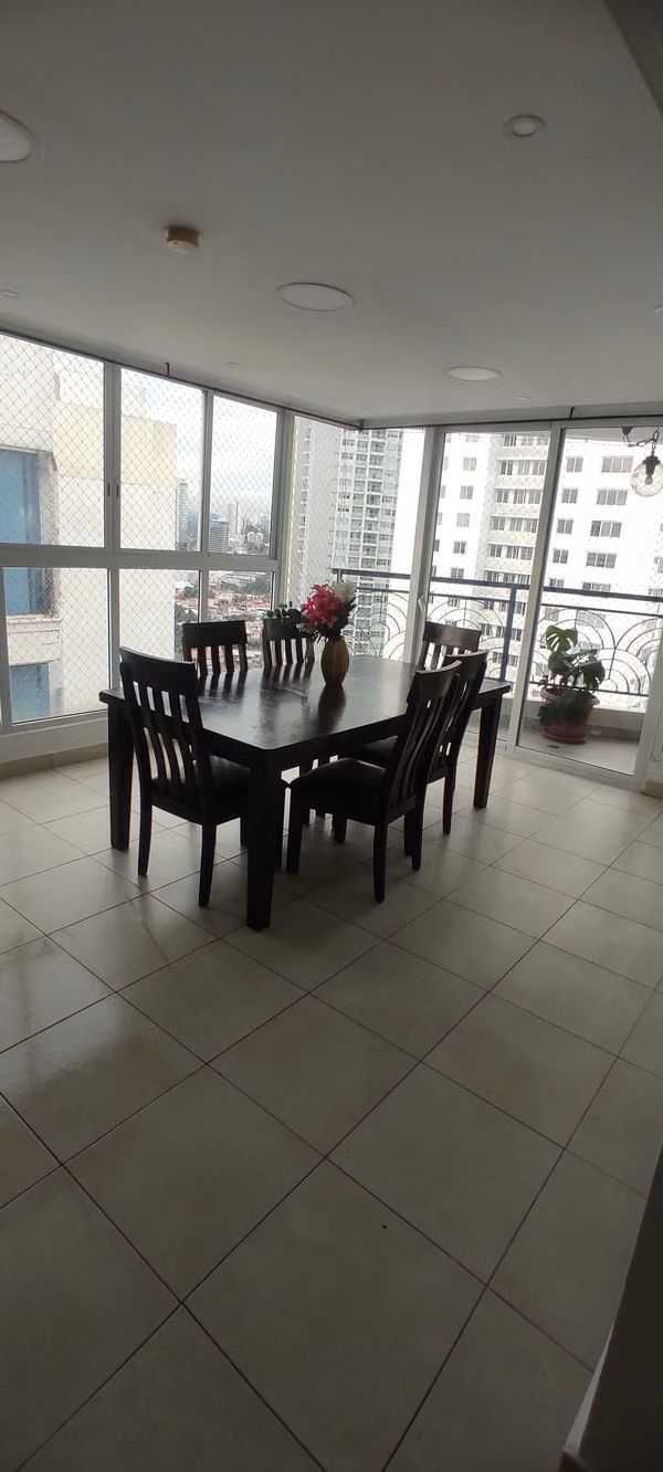 SE ALQUILA APARTAMENTO EN PH BELVIEW TOWER, PLAZA EDISON
