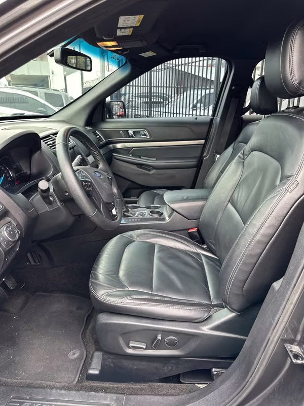 Ford Explorer 2018 XLT
