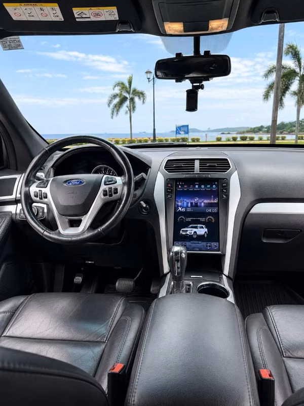 Ford Explorer XLT 2014 - Excelente estado general - Un solo dueño