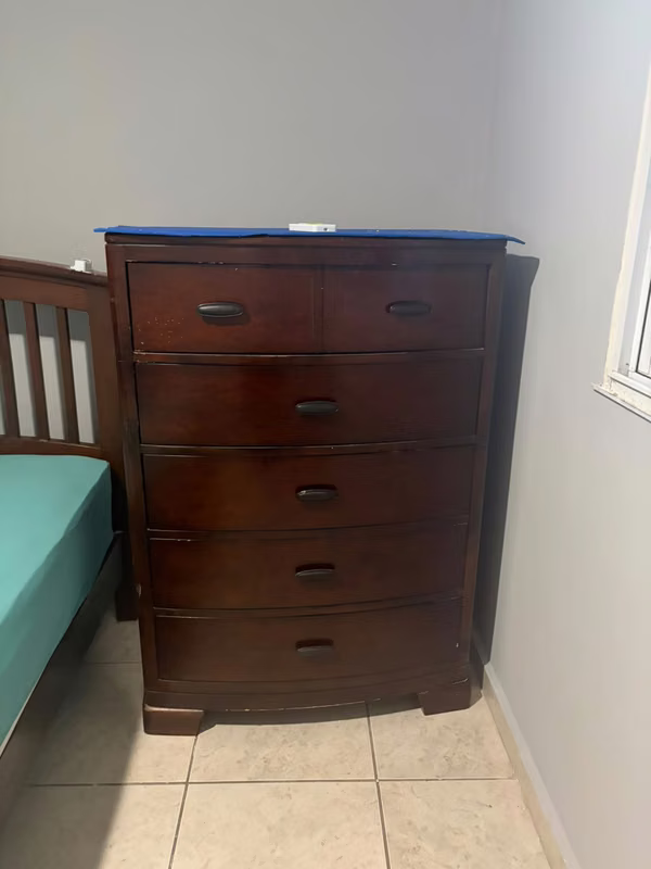 6-pack Ashley Furniture