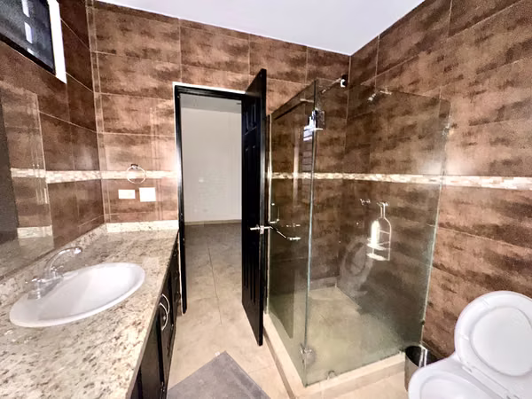 FOR RENT/SALE HOUSE IN GATED COMMUNITY NESR FEDERAL MALL-DAVID