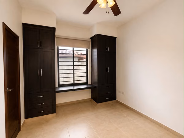 FOR RENT/SALE HOUSE IN GATED COMMUNITY NESR FEDERAL MALL-DAVID