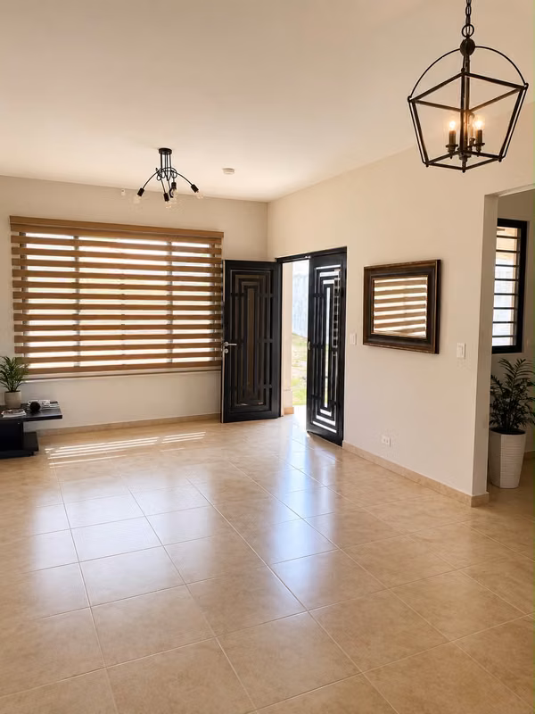 FOR RENT/SALE HOUSE IN GATED COMMUNITY NESR FEDERAL MALL-DAVID