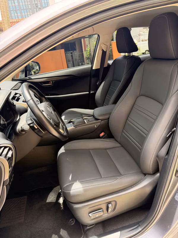 Lexus NX300 Hibrido 2021 - 16KM