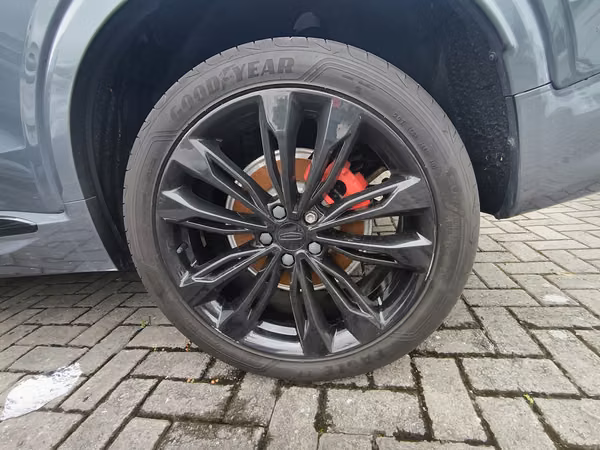 AUTOS REPOSEIDOS