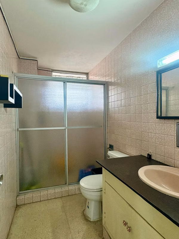 SE VENDE OFICINA/APARTAMENTO/DEPOSITO EN  EL CANGREJO