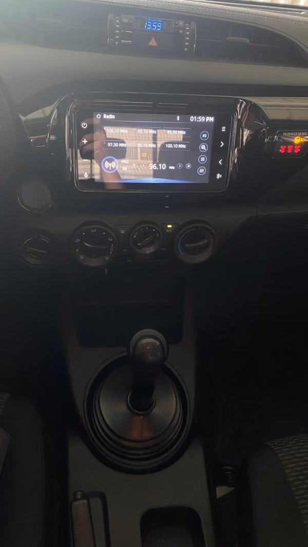 TOYOTA HILUX DOBLE CABINA 2025