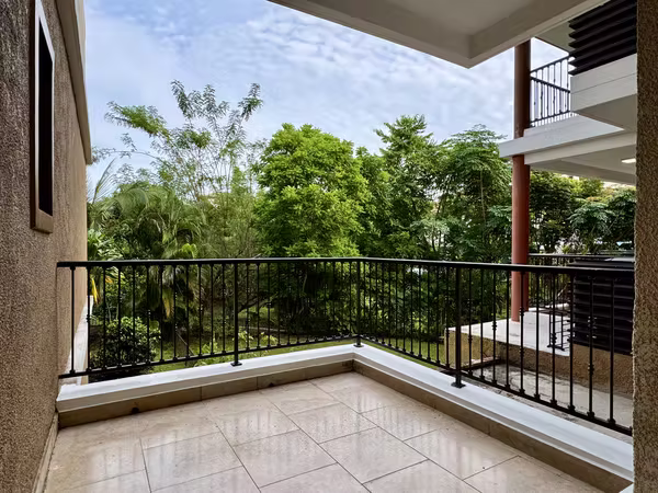 Se alquila apartamento en Embassy Club