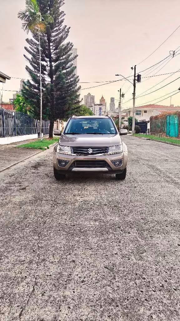 Suzuki Grand Vitara 2015