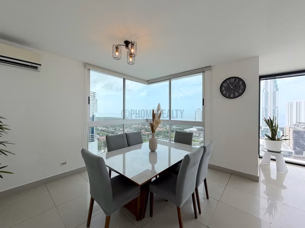 Apartamento Amoblado de 3 Recámaras en Venta o Alquiler en Costa del Este – 220 m²