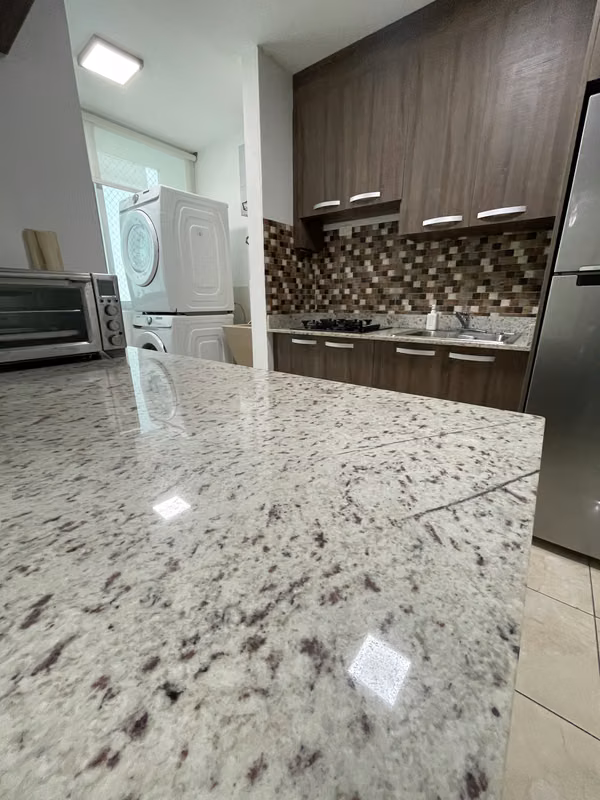 ALQUILER APARTAMENTO AMOBLADO CERCA DEL PARQUE OMAR
